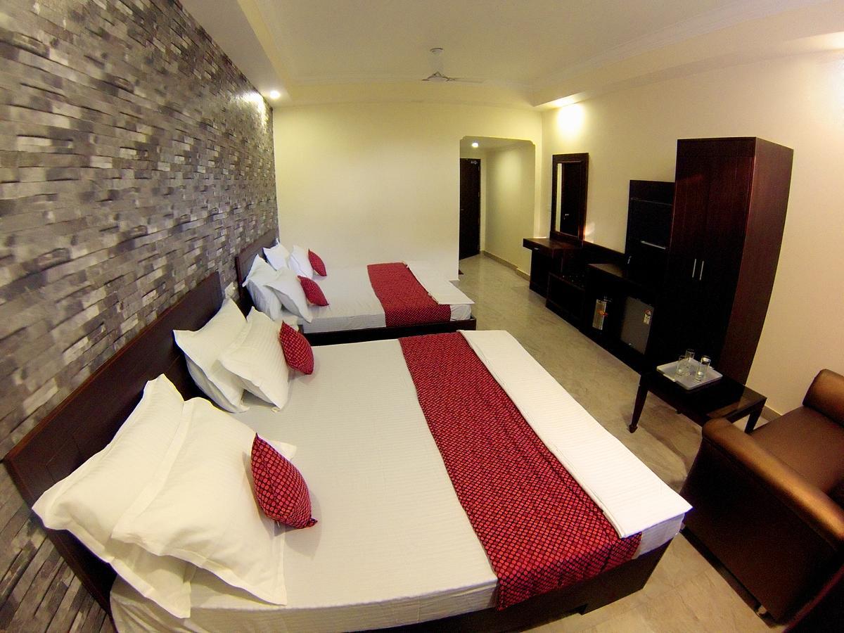 Anurag Hotel Katra  Exterior photo